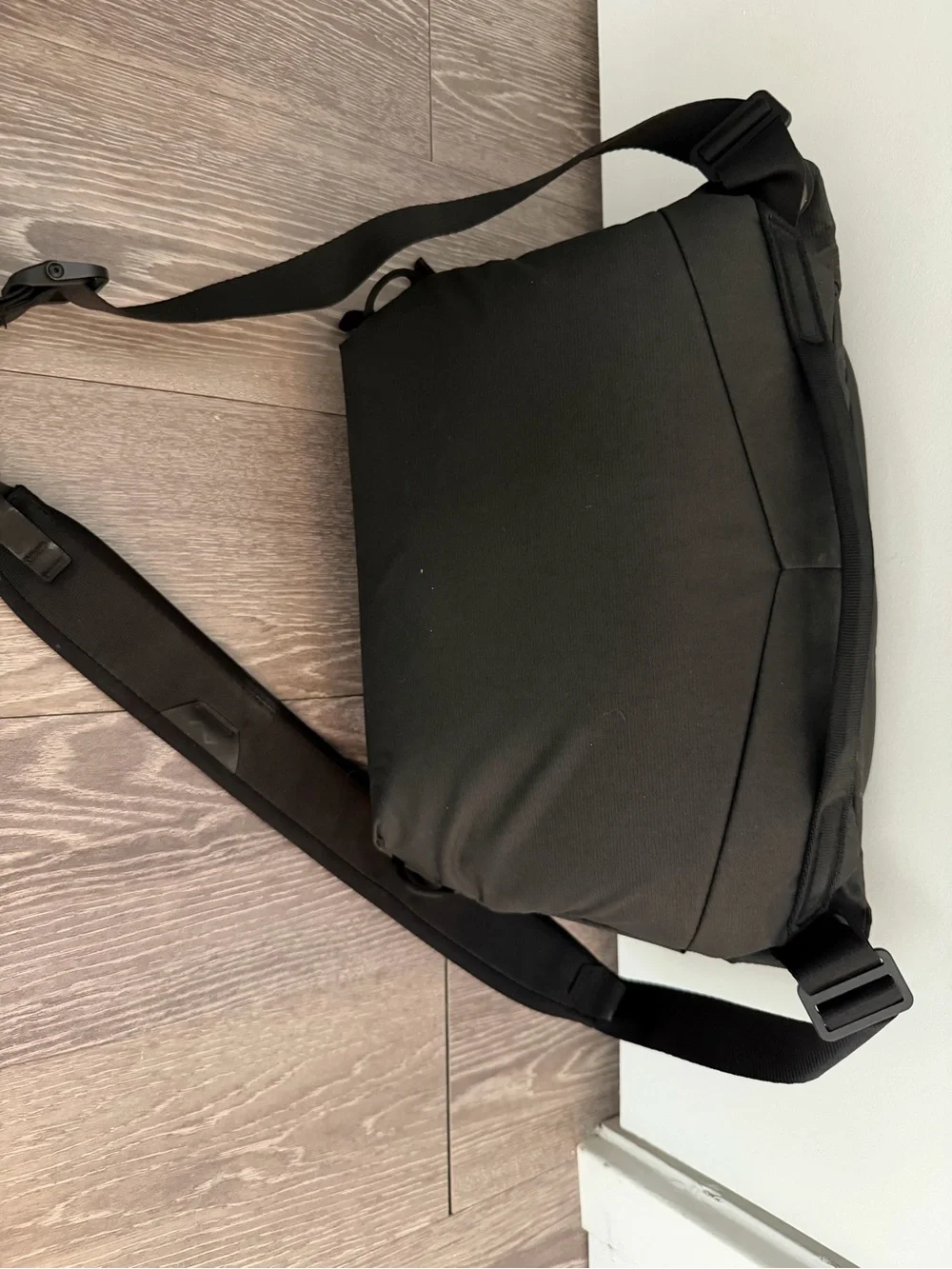Peak Design Everyday Sling — 6L Black